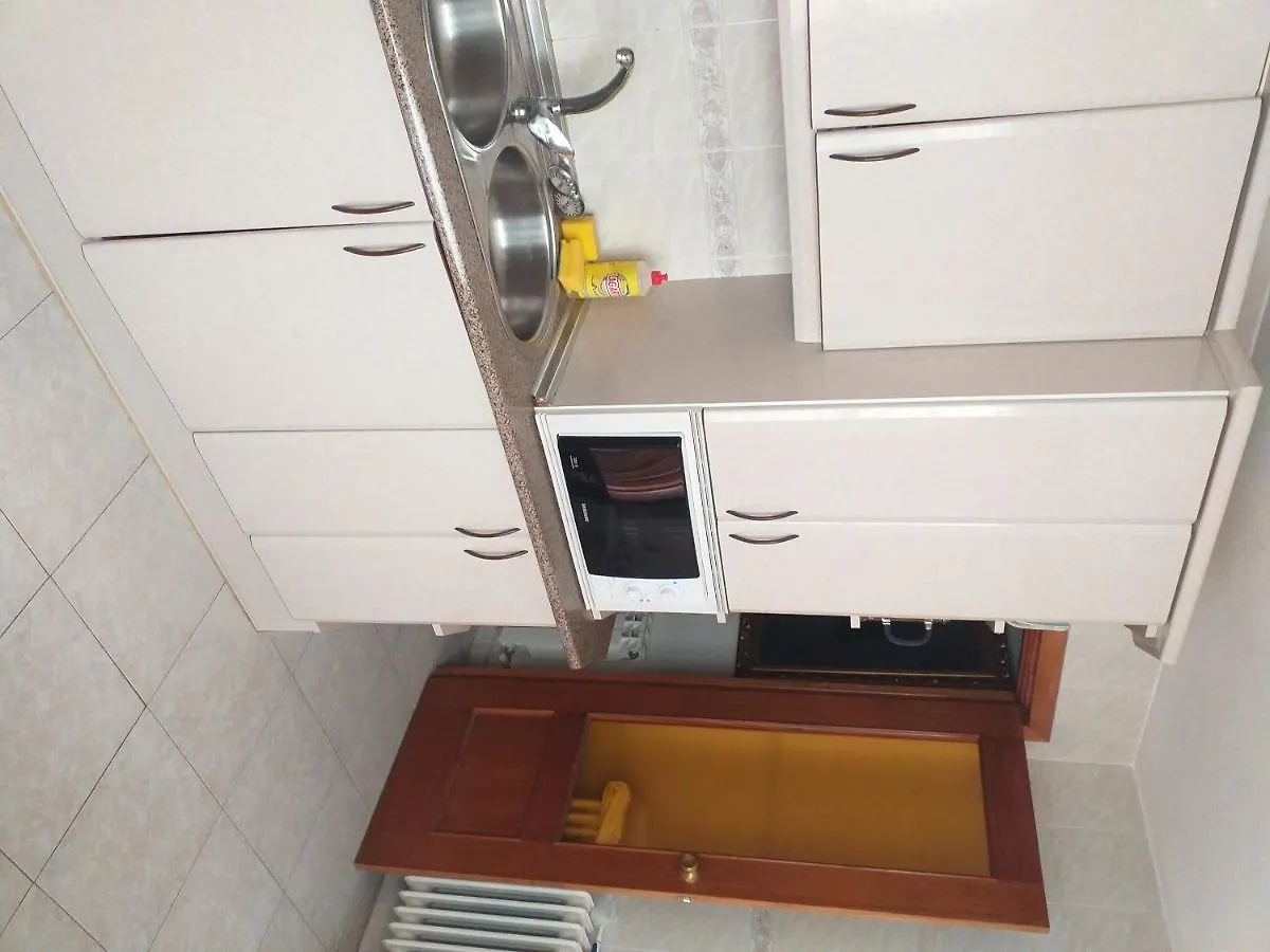 Room In Chalet - Habitacion En Chalet Compartido En טולדו 0*,  ספרד
